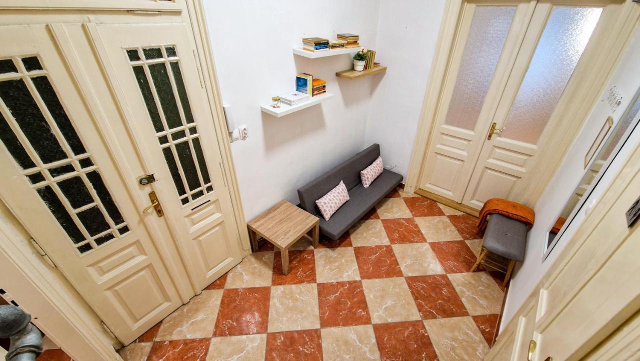 Pearl Apartman Lägenhet Győr Exteriör bild